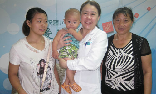 ��Ůʿ���Ŷ��ӡ����ź͹����ʰ�ҽԺ�����鸱���κ�Ӱ